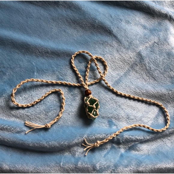 New green strawberry Quartz hand made necklace exchangeable stones! - Picture 3 of 17